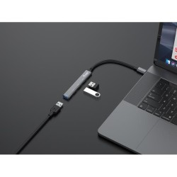 4-PORT USB 3.0/2.0 HUB  USB-C