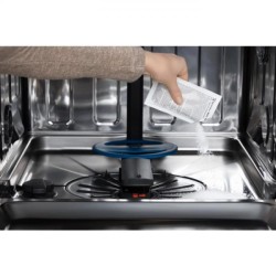 DETERGENTE LAVAST M2DCP050